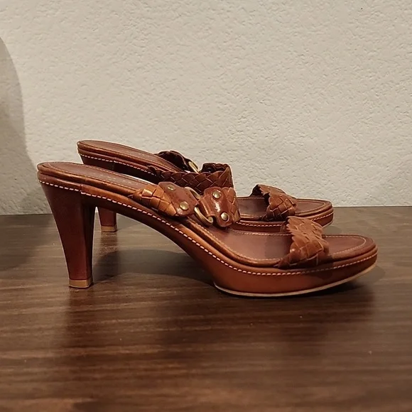 Coach Sandals with Heel - Picture 3 of 5